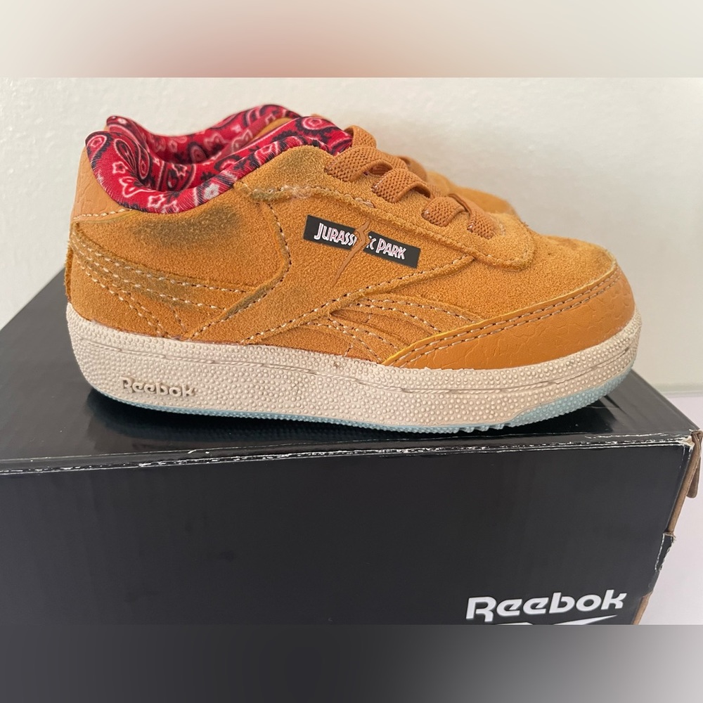 Reebok Toddler Club C (5C)
